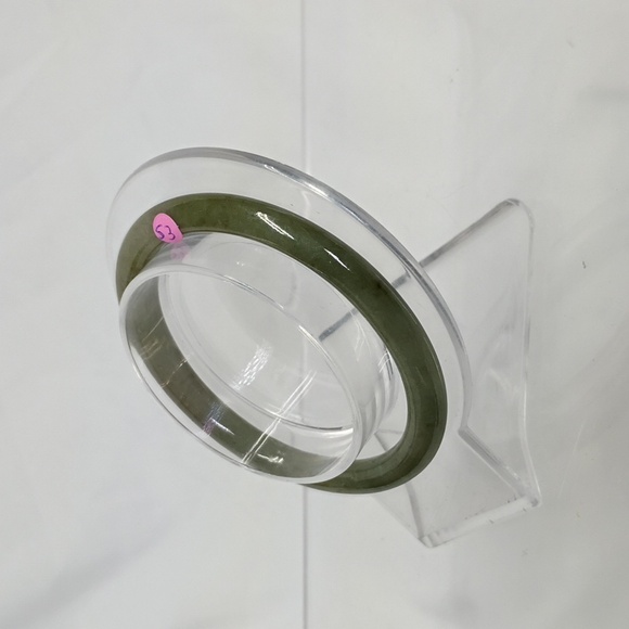 Jadeite Bangle - Picture 3 of 6